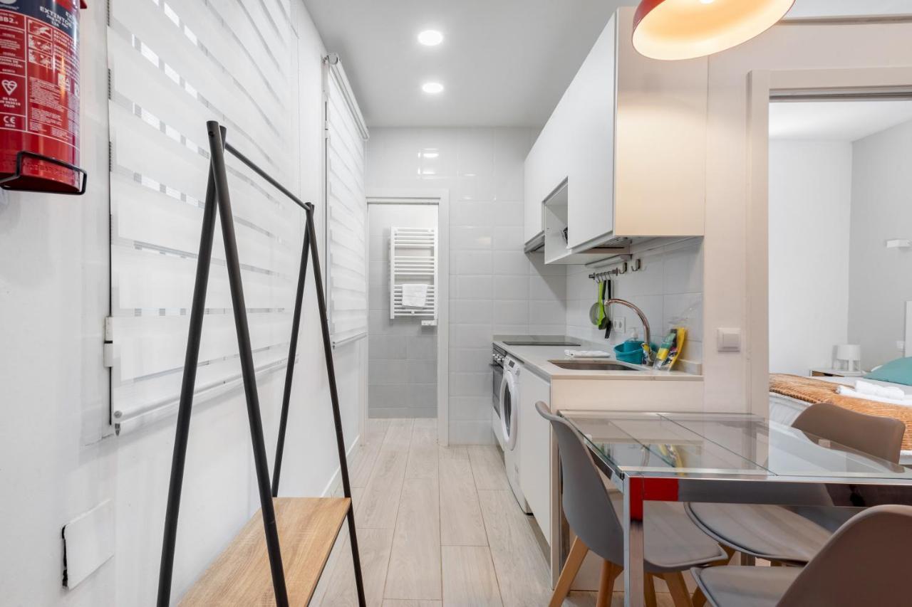 2 Bedrooms 1 Bathroom Furnished - Lavapies - Modern - Mintystay มาดริด ภายนอก รูปภาพ